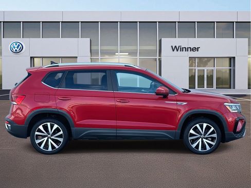 Used 2022 Volkswagen Taos SE image 7