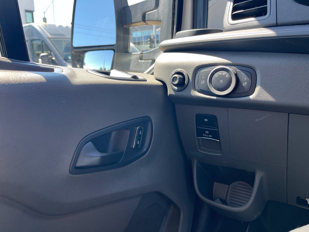 Used 2022 Ford E-Transit 148 High Roof w/ Load Area Protection Package RWD image 19