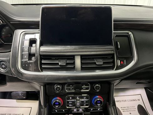 Used 2021 Chevrolet Tahoe Z71 w/ Z71 Signature Package image 9