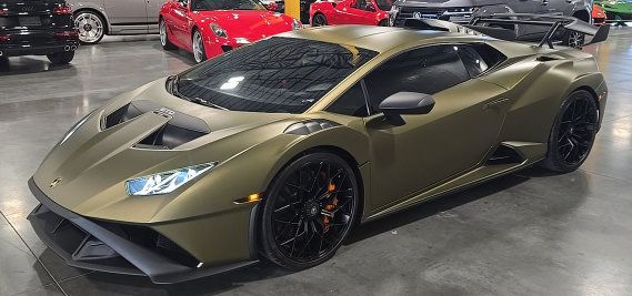 Used 2022 Lamborghini Huracan STO RWD image 1