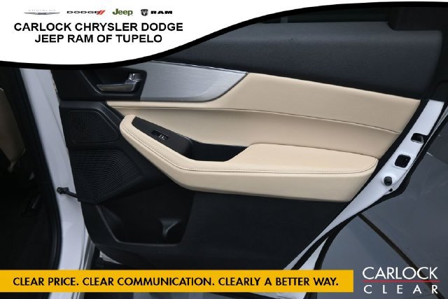 Used 2025 Acura MDX FWD image 37