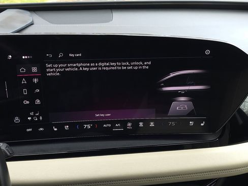 Used 2025 Audi Q6 e-tron Premium Plus image 50