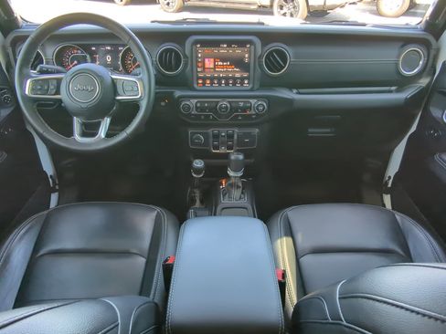 Certified 2021 Jeep Gladiator Overland w/ Popular Equipment Package image 13