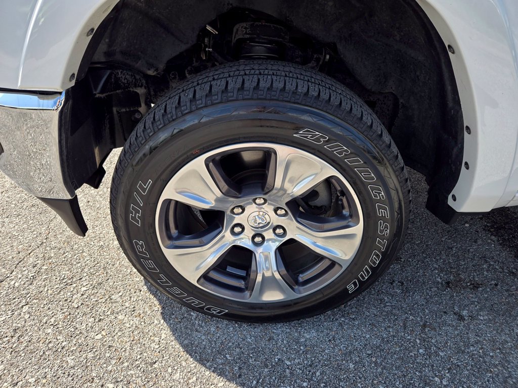 Used 2022 RAM 1500 Laramie AWD/4WD image 10