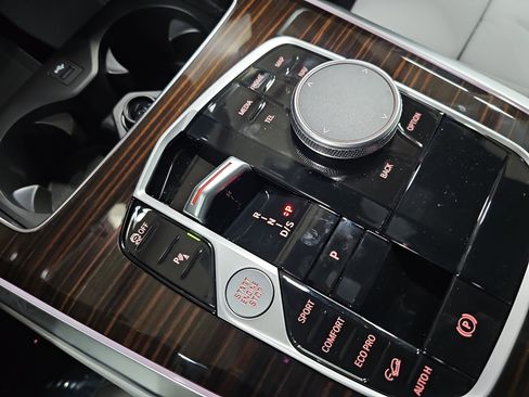 New 2026 BMW X5 xDrive40i w/ Premium Package image 25