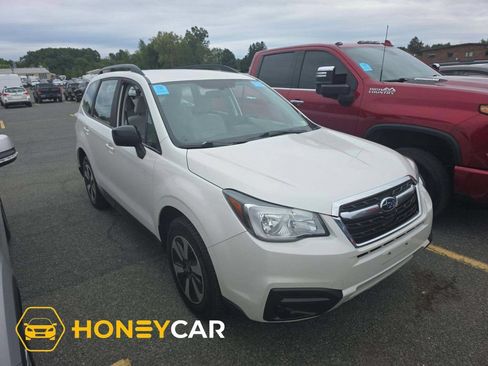 Used 2018 Subaru Forester 2.5i w/ Alloy Wheel Package AWD/4WD image 1