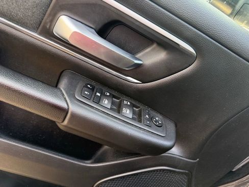 Used 2022 RAM 1500 Big Horn RWD image 6