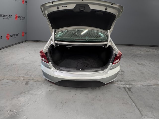 Used 2020 Hyundai Elantra Value Edition w/ Cargo Package (C1) FWD image 13