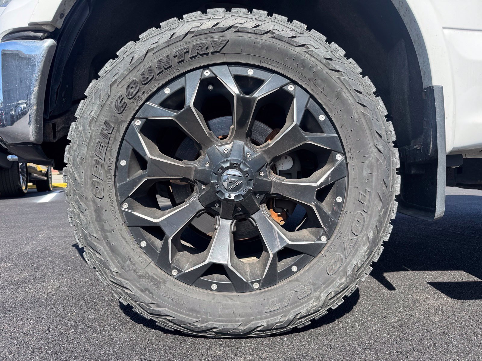 Used 2016 Ford F150 Lariat w/ Equipment Group 502A Luxury AWD/4WD image 10