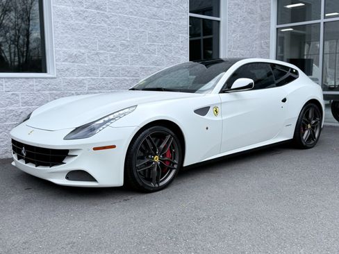Used 2012 Ferrari FF image 3