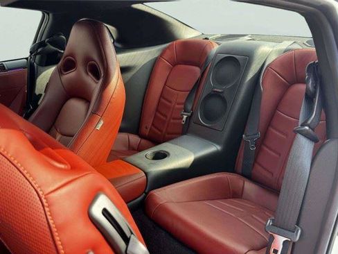 Used 2024 Nissan GT-R w/ Floor Mat Package AWD/4WD image 39