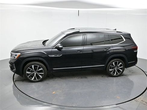 Used 2024 Volkswagen Atlas SEL Premium R-Line image 38