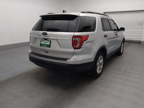 Used 2018 Ford Explorer FWD image 9