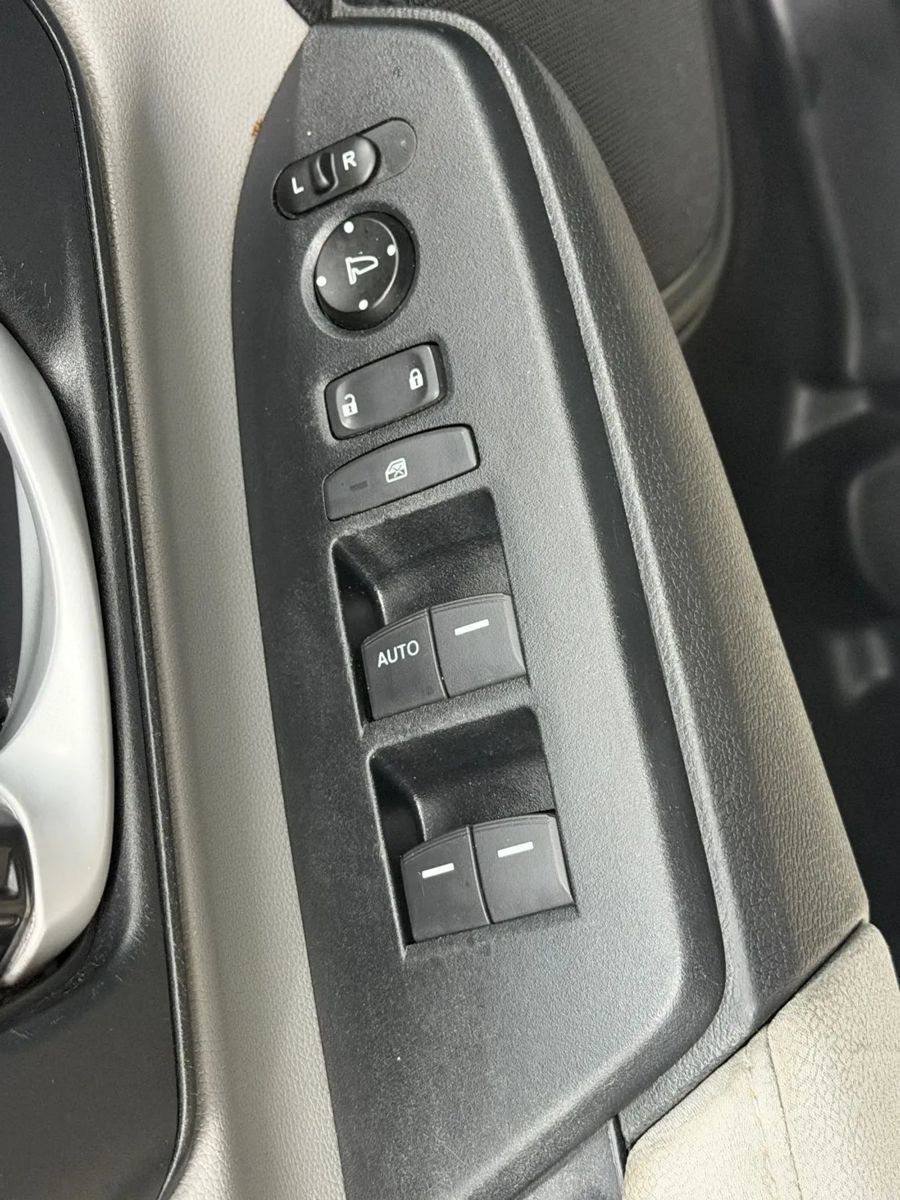 Used 2018 Honda CR-V LX image 22