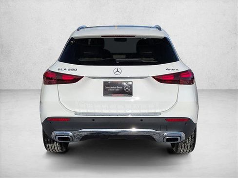 New 2026 Mercedes-Benz GLA 250 4MATIC image 7