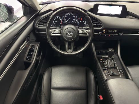 Used 2021 MAZDA MAZDA3 s image 29
