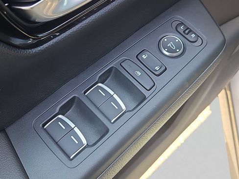 Used 2024 Honda CR-V EX-L image 27