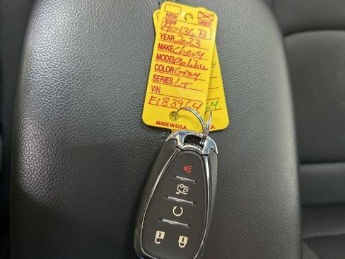 Used 2023 Chevrolet Malibu LT image 15