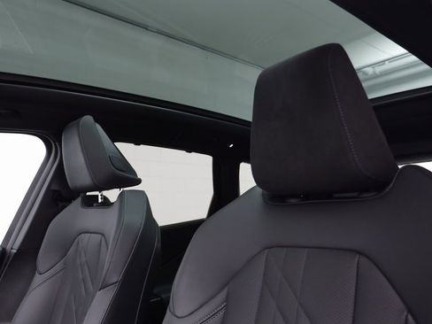 Certified 2025 BMW X3 M50 w/ M Sport Professional Package image 11