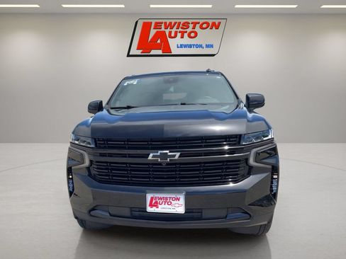 Certified 2024 Chevrolet Suburban RST w/ Luxury Package AWD/4WD image 8