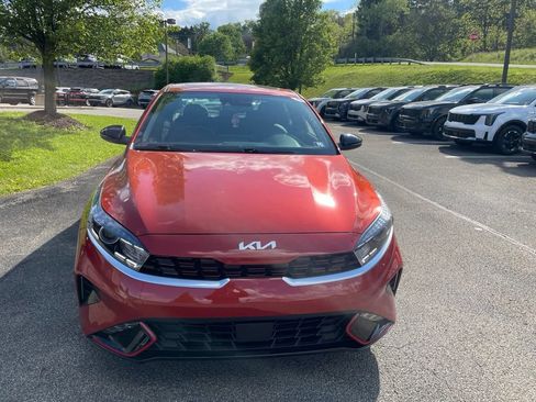 Used 2024 Kia Forte GT-Line w/ GT-Line Premium Package FWD image 2