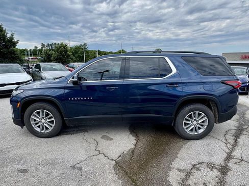 Used 2023 Chevrolet Traverse LT AWD/4WD image 2