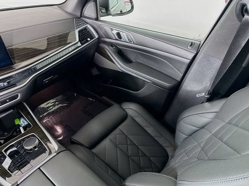 Used 2024 BMW X5 xDrive40i w/ Premium Package AWD/4WD image 25