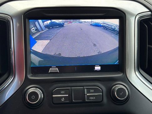 Used 2021 Chevrolet Silverado 1500 LT image 21