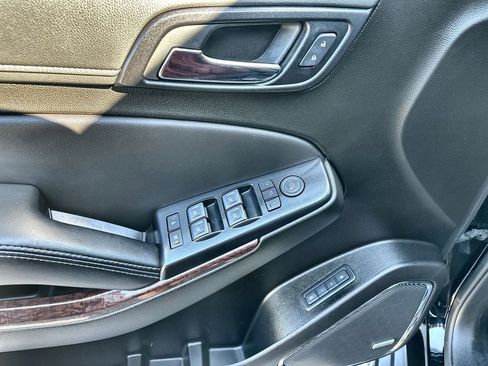 Certified 2020 GMC Yukon SLT image 23