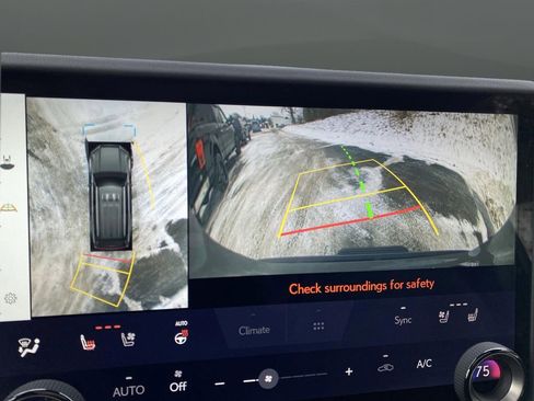 Used 2024 Lexus GX 550 image 11