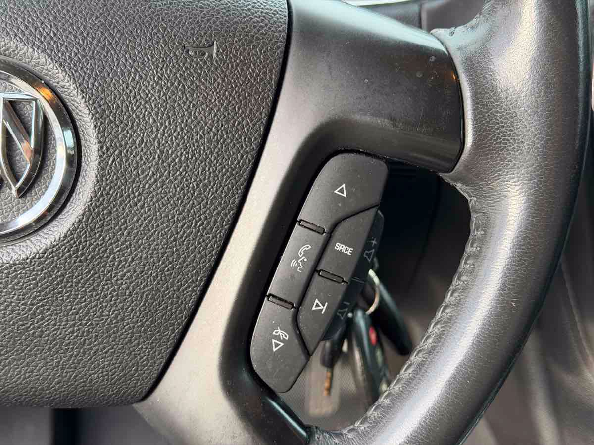 Used 2014 Buick Enclave Leather FWD image 14