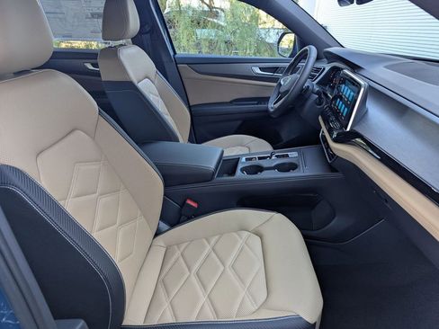 New 2026 Volkswagen Atlas Cross Sport SE image 19