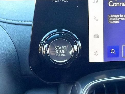 Used 2023 Lexus LX 600 4WD w/ Luxury Package image 37