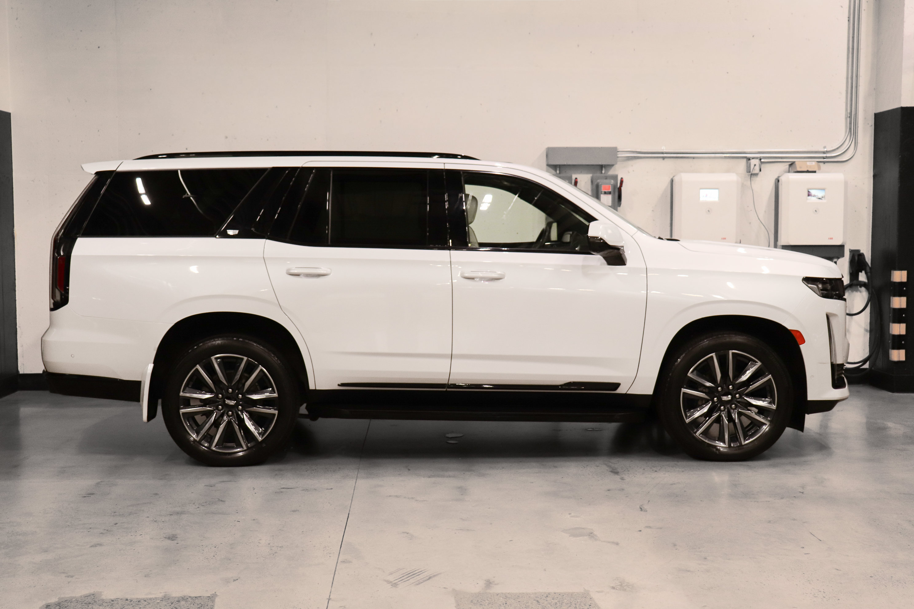 Used 2021 Cadillac Escalade Sport AWD/4WD image 6