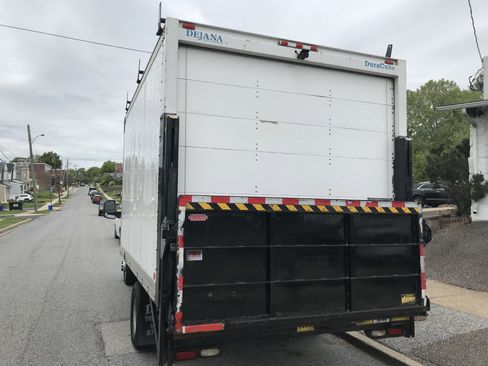 Used 2012 Chevrolet Express 3500 RWD image 6
