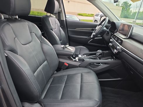Used 2022 Kia Telluride EX w/ EX Premium Package FWD image 9