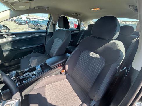 Used 2025 Kia K5 LXS FWD image 37