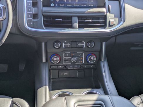 Certified 2022 Chevrolet Tahoe LT w/ Luxury Package image 19