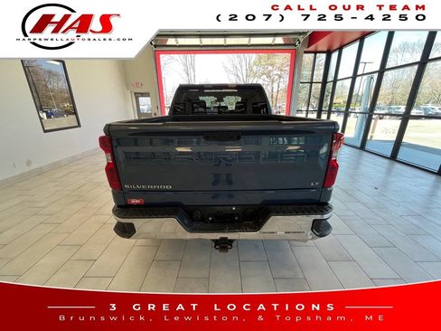 Used 2024 Chevrolet Silverado 1500 LT w/ Protection Package AWD/4WD image 5