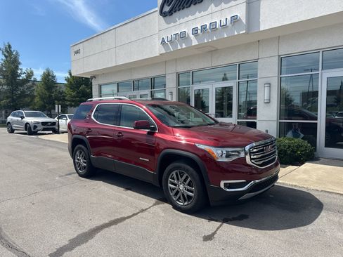 Used 2017 GMC Acadia SLT AWD/4WD image 1