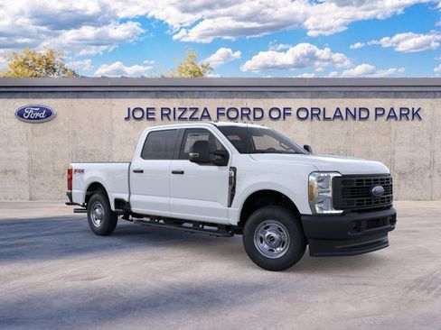 New 2025 Ford F250 XL w/ FX4 Off-Road Package AWD/4WD image 7