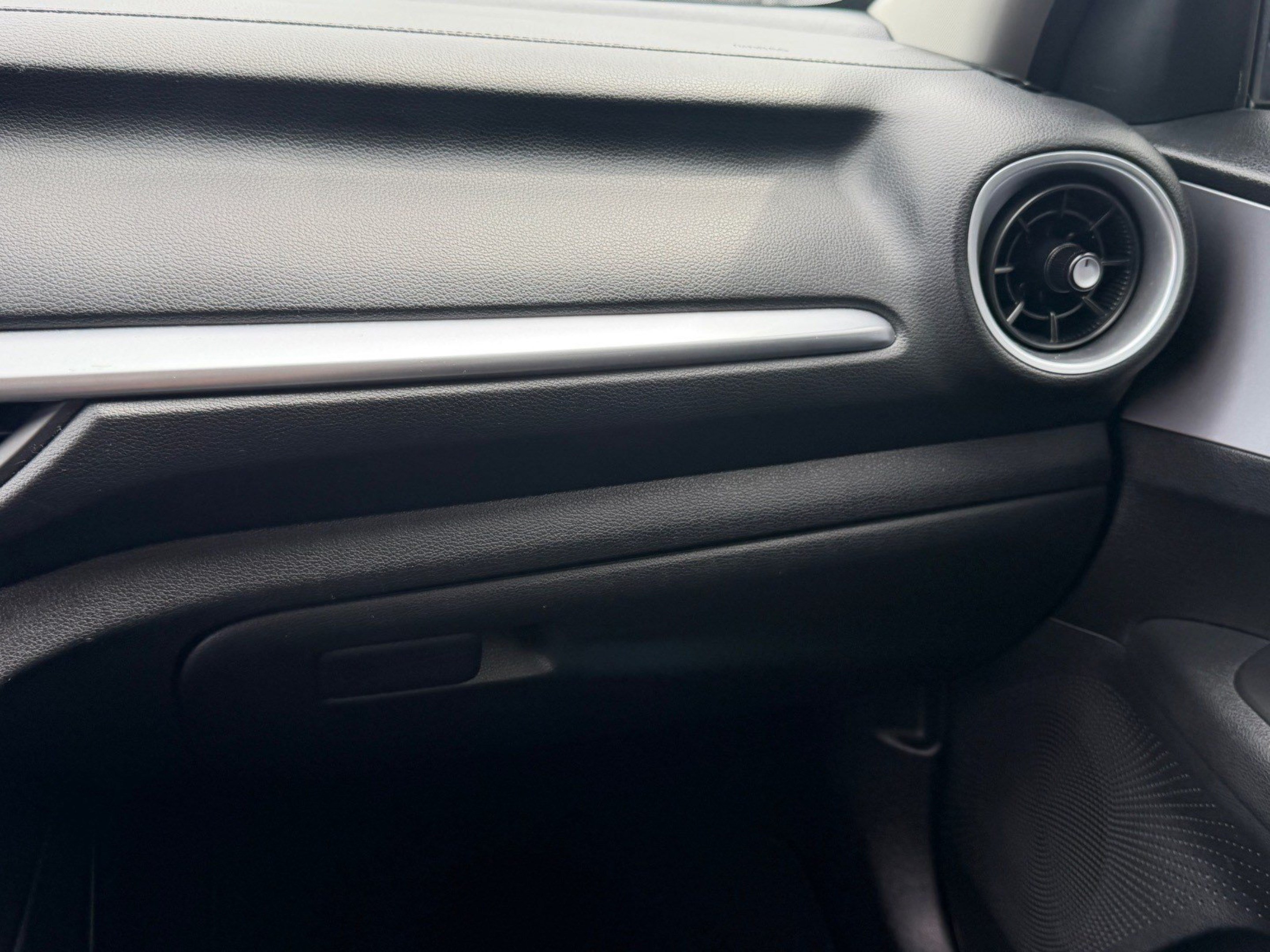 Certified 2024 Kia Forte LXS w/ LXS Technology Package FWD image 48