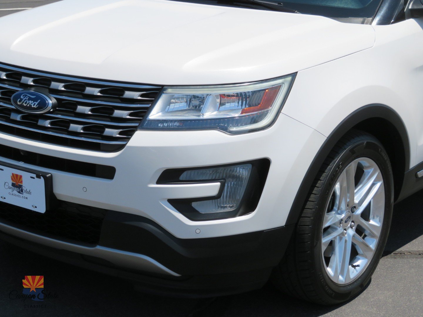 Used 2017 Ford Explorer Limited FWD image 14