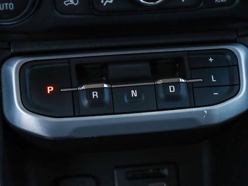 Used 2020 GMC Acadia SLT w/ Driver Alert Package II FWD image 19