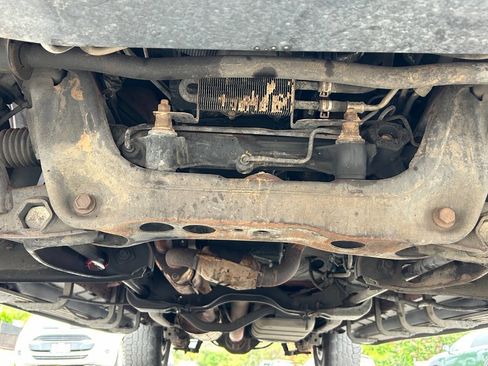 Used 2001 Ford Explorer Sport Trac 2WD image 24