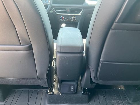 Used 2024 Buick Encore GX Preferred w/ Comfort Package FWD image 26