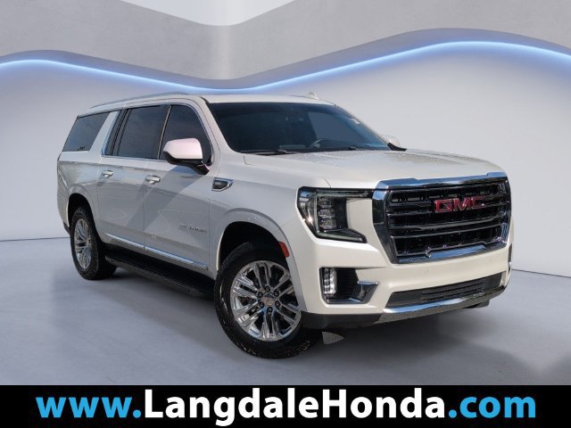Used 2023 GMC Yukon XL SLT AWD/4WD image 1