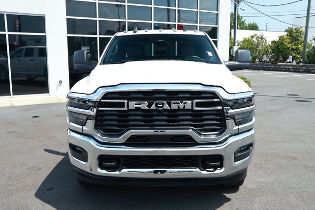 Used 2025 RAM 2500 Tradesman w/ Chrome Appearance Group AWD/4WD image 2