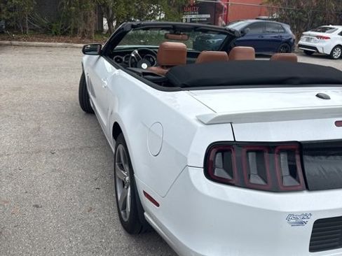 Used 2014 Ford Mustang GT Premium w/ Electronics Package image 9