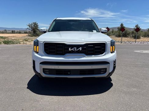 Used 2024 Kia Telluride SX w/ Towing Package AWD/4WD image 9